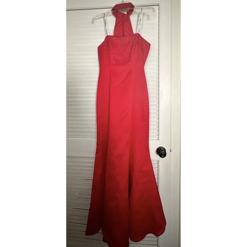 Morgan and Co. David's Bridal Red Halter Mermaid Dress Size 11/12 MP $179